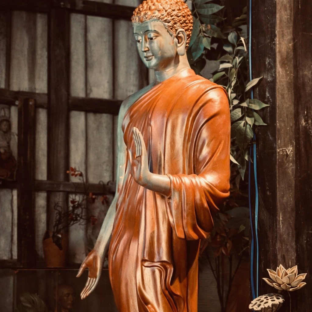 Blessing Buddha Statue – Symbol of Peace & Prosperity