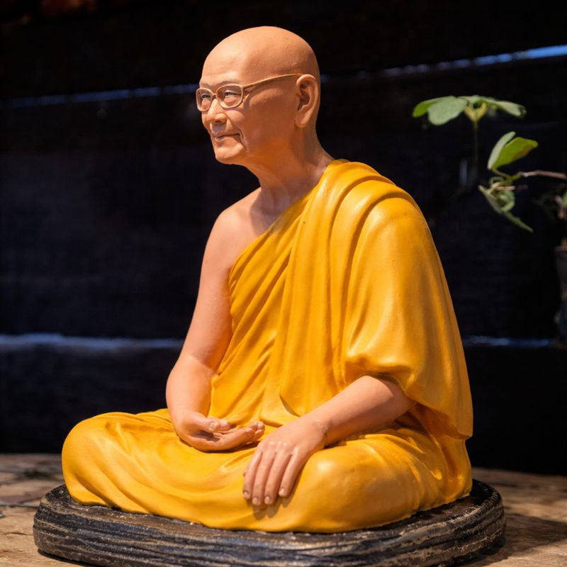 Realistic Portrait Statue of Master Vien Minh