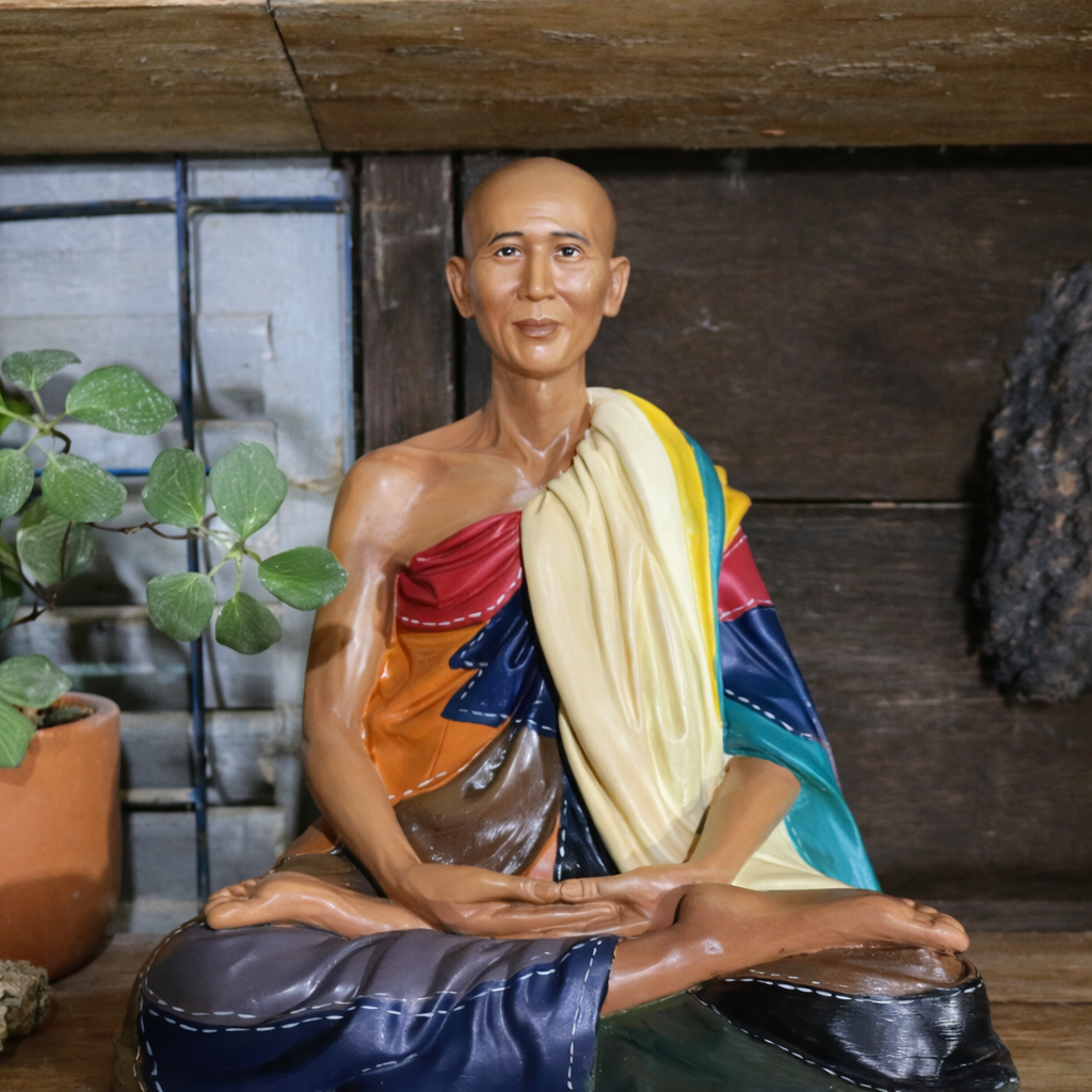 Realistic Portrait Sculpture of Venerable Thích Minh Tuệ (Seated Pose)
